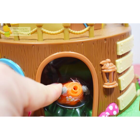 Li'l Woodzeez Acorn Treehpuse Playset (Damaged) - Picture 3 of 7